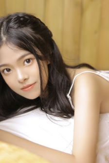白衣校花与大长腿第三季女主被
